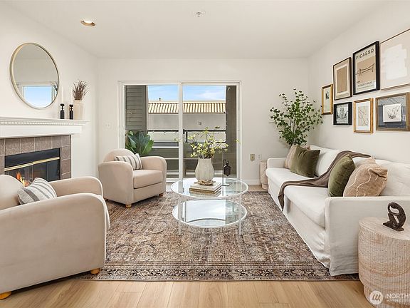 3rd image of 1504 Aurora Avenue N #201