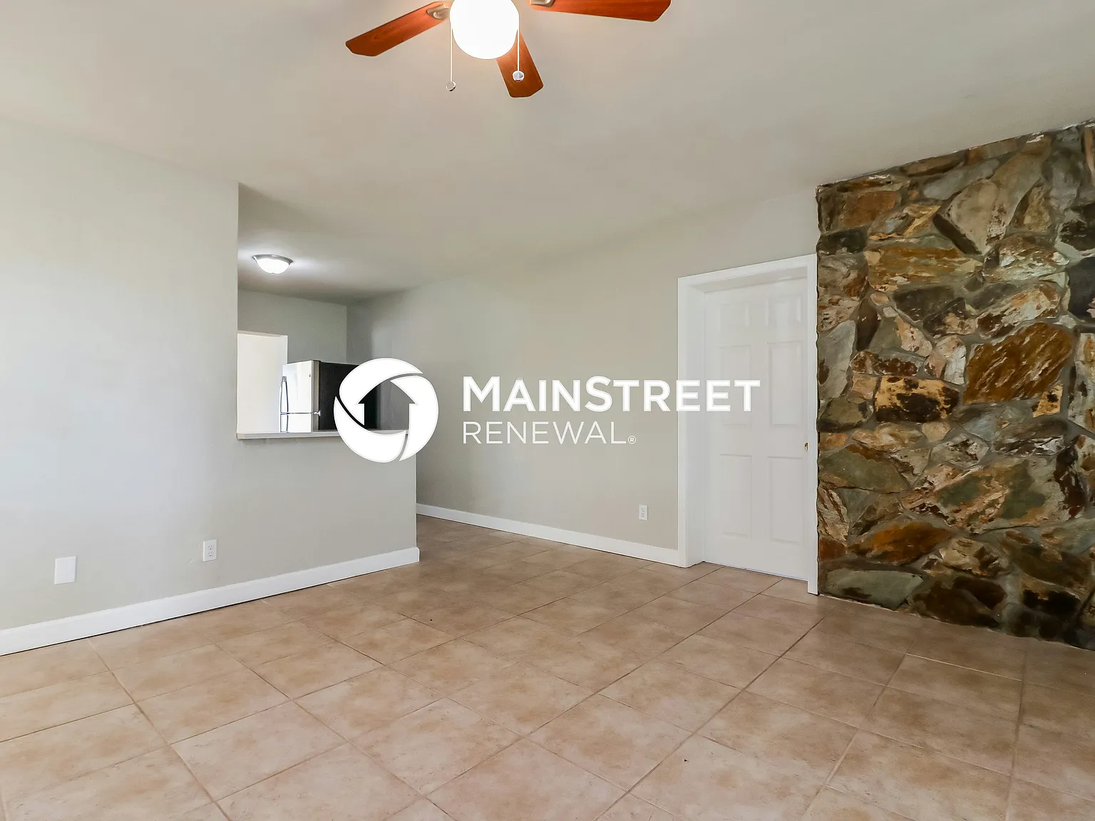 121 Sunlit Cove Dr NE — Photo 2
