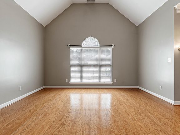5th image of 4537 Riverbirch Cir