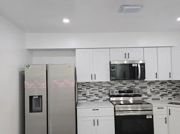 13240 NE 4th Ave #2, Miami, FL 33161