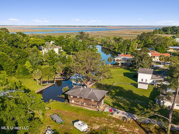 3rd image of 5548 Dead River Rd