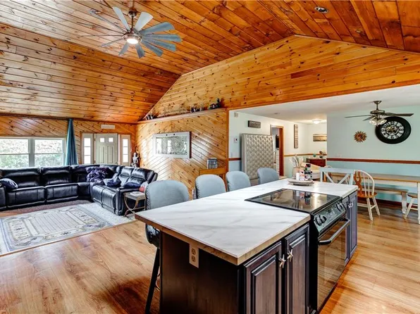 3395 Tower Hill Rd, South Kingstown, RI 02879