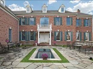 9 Leisure Farm Dr, Armonk, NY 10504