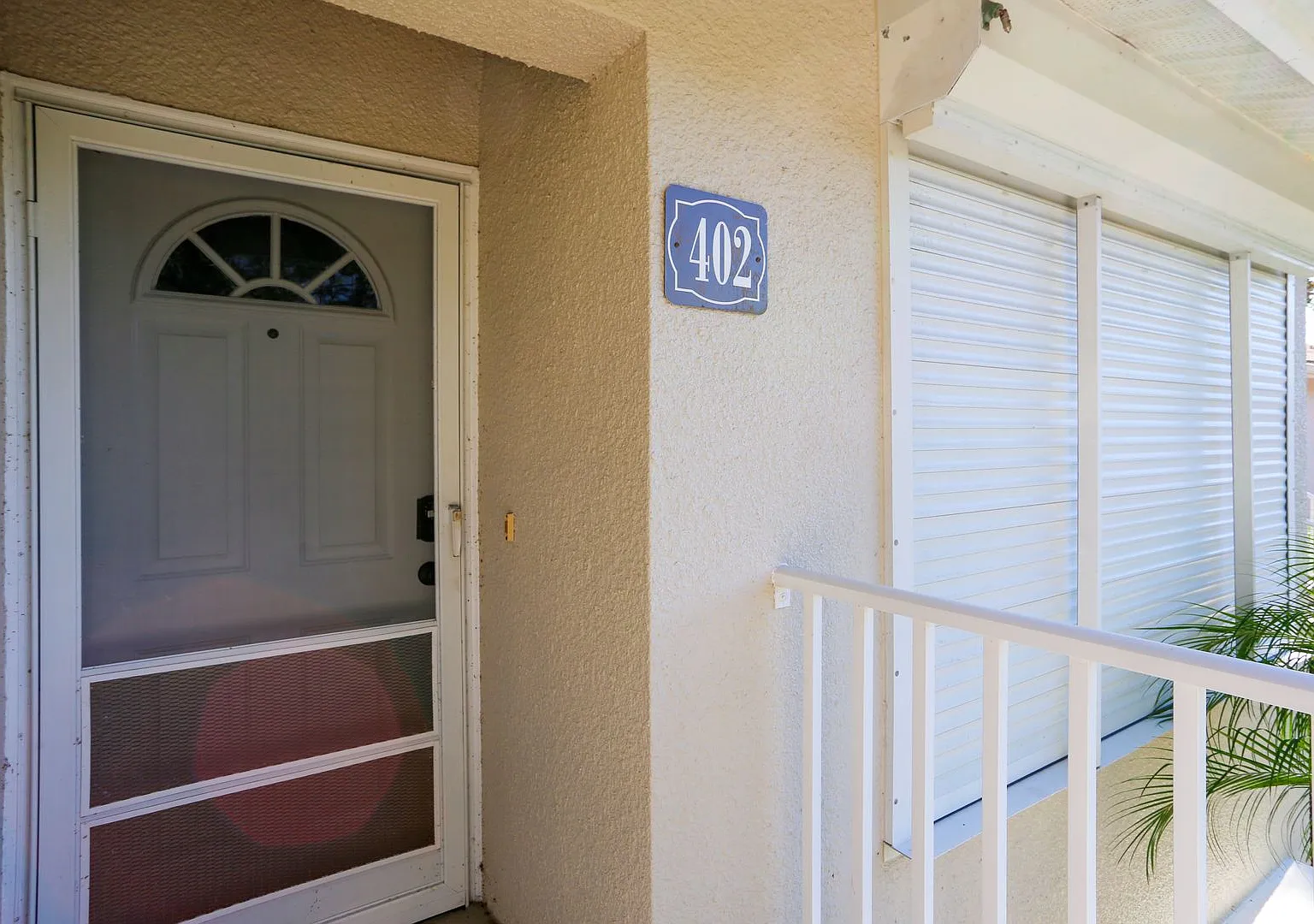 ** 3/2 Very Nice Townhouse Available For Season Or Annual Rental ** Falling Waters ** Naples — Photo 3