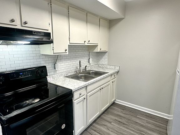 4th image of 200 W Adair St #A9