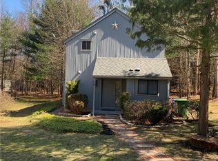 6 Finch Run #6, Avon, CT 06001