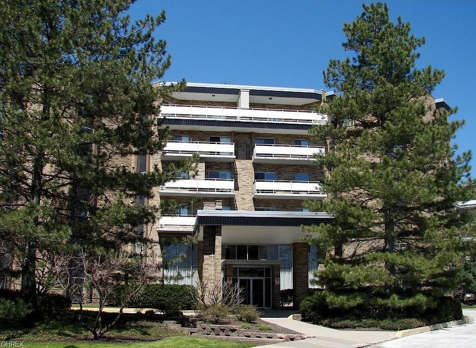 1st image of 2112 Acacia Park Dr APT 605