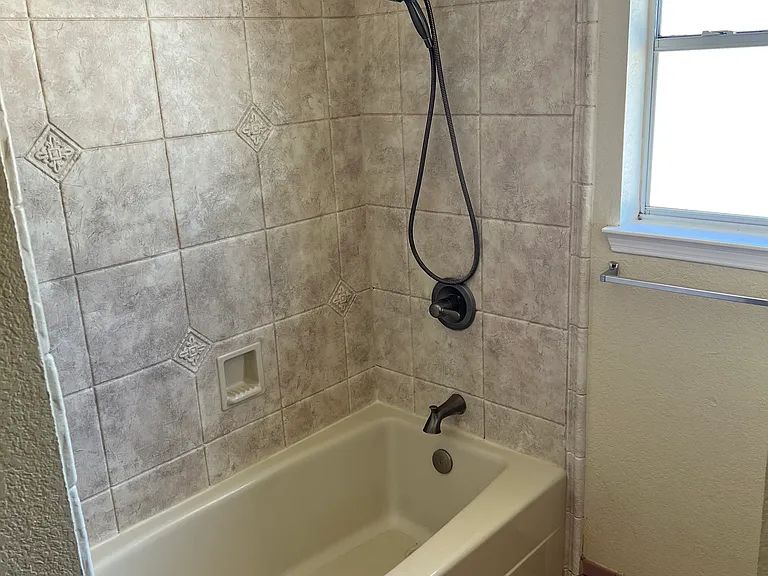 Gambel Quail Dr — Photo 36