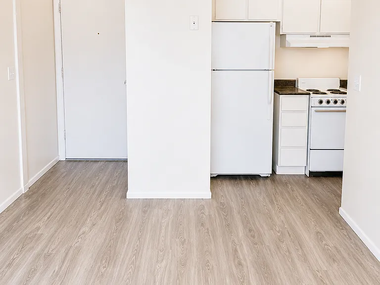 Victoria Canyon — Photo 10