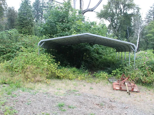22951 S Cadonau Rd, Estacada, OR 97023
