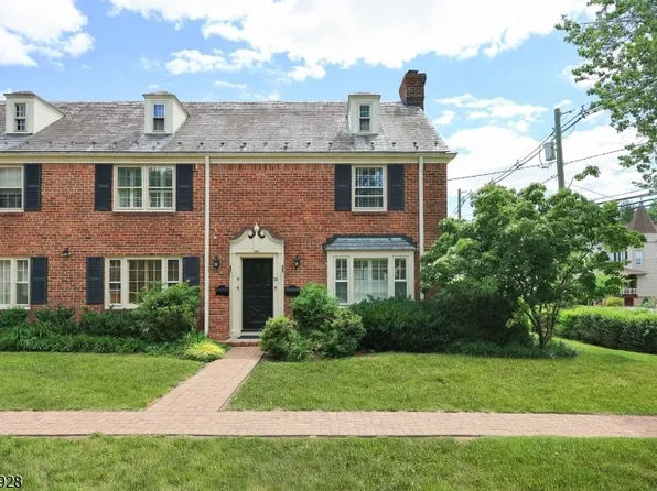 260 Walnut Street, Unit 10 #10, Westfield Town, NJ 07090