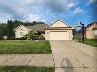 46236 Rocker Dr, Macomb, MI 48044