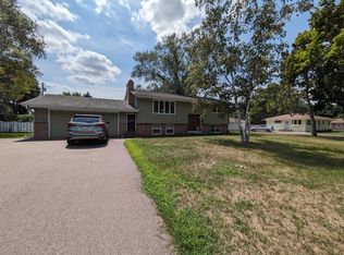 7117 111th Ave N, Champlin, MN 55316