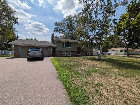 7117 111th Ave N, Champlin, MN 55316