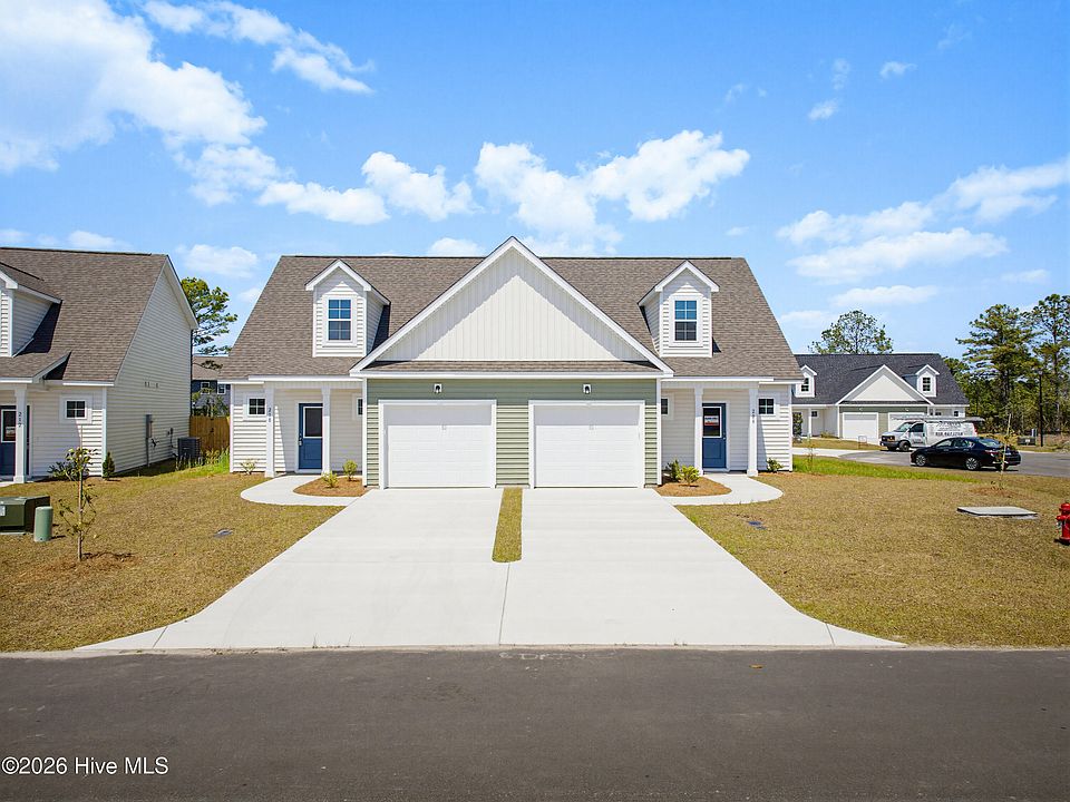 1st image of 208 Sandpiper Place