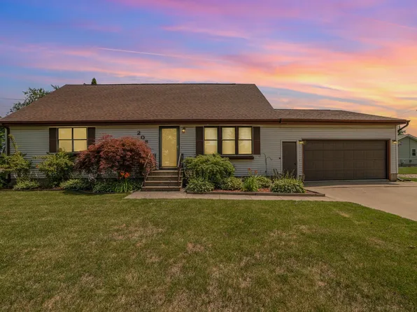 208 Whittemore St, Auburn, MI 48611