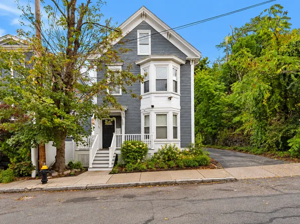 48 Alpine St #2, Boston, MA 02119