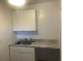 1182 NW 65th St #B, Miami, FL 33150