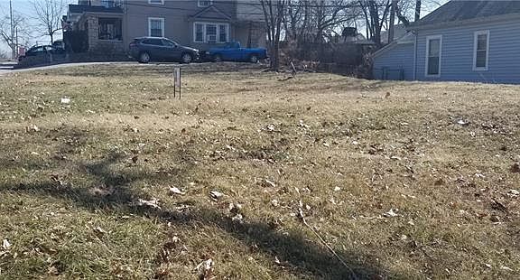5th image of 4101 Forest Ave
