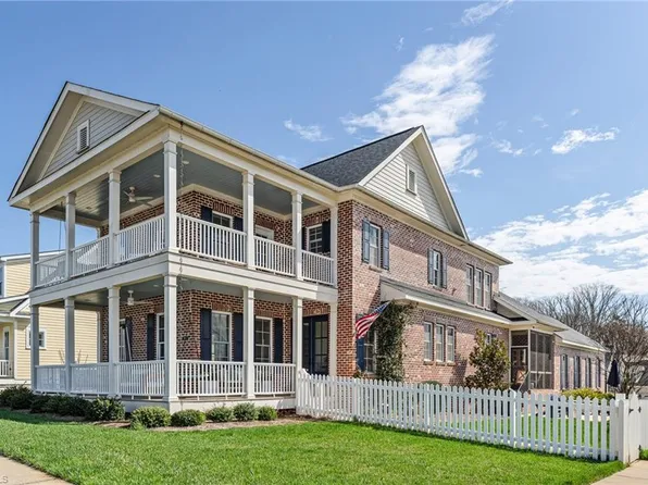 1207 Heron Ridge Rd, Winston Salem, NC 27106