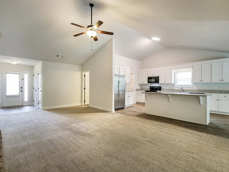 128 Heartland Cir — Photo 4