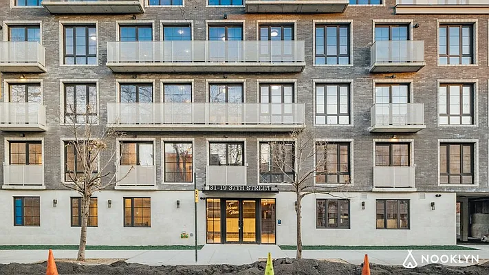 Rented by Nooklyn NYC LLC | media 115