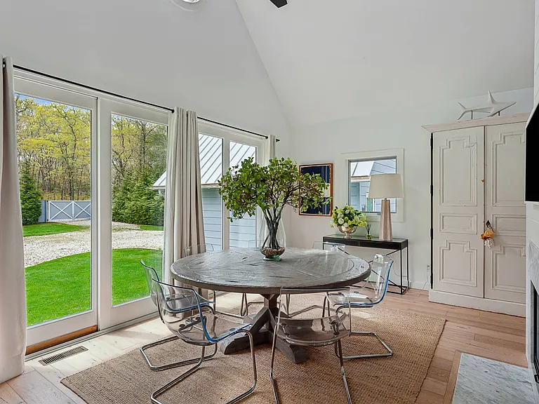184 Big Fresh Pond Rd — Photo 4