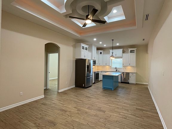 4th image of 2606 E Imperial Oaks Dr