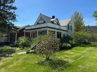 112 Maiden St, Mineral Point, WI 53565