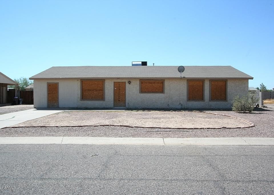 1st image of 205 E Evelyn St