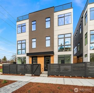 632 N 92nd Street, Seattle, WA, 98103