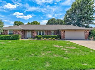 2549 Chapel Hill Rd, Bartlesville, OK 74006