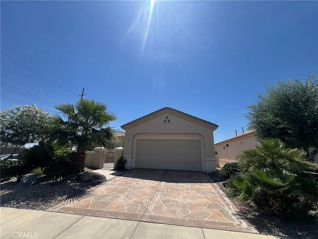 2 bed, 1578 sqft, $2,900 — Photo 4