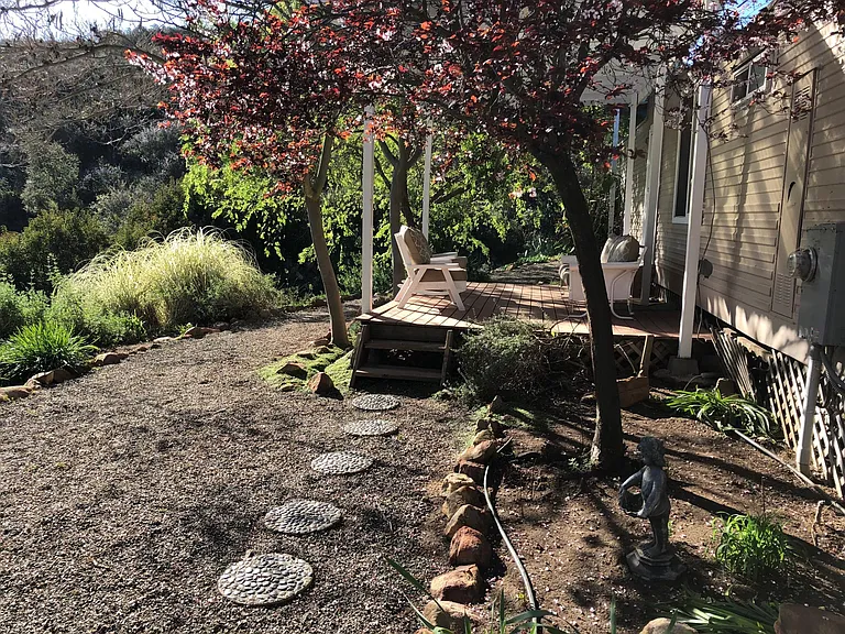Lilac Rd — Photo 1