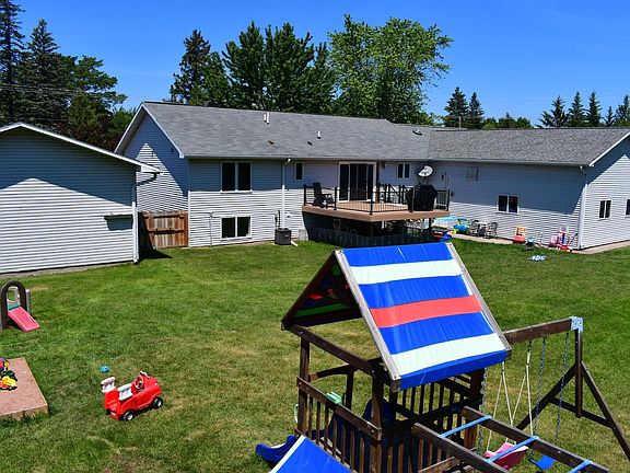 2nd image of 1820 6th St E