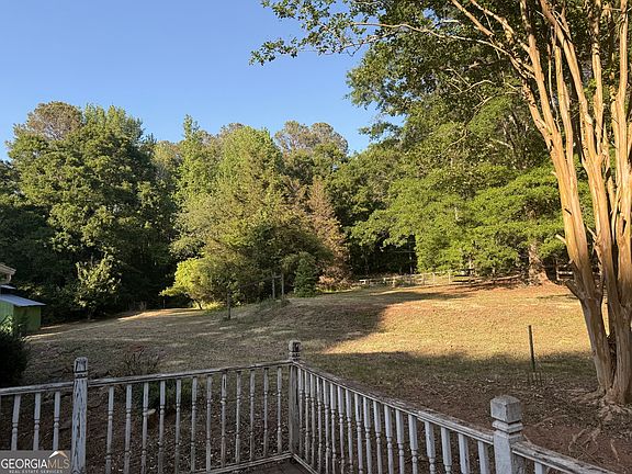3rd image of 515 Hulsey Rd