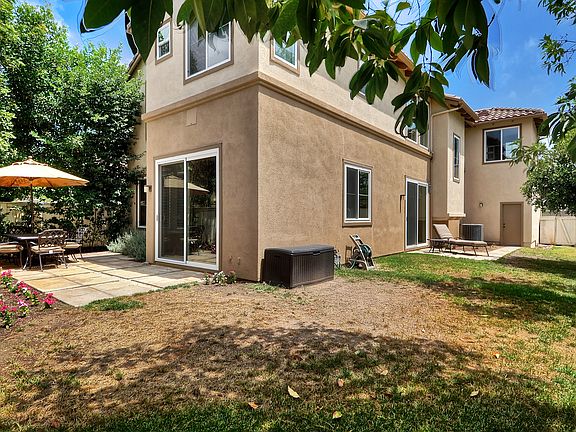 RELAX, PLAY, ENTERTAIN!