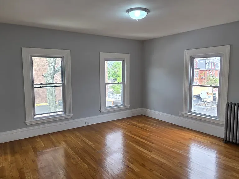 26 Highland Ave #2 — Photo 6