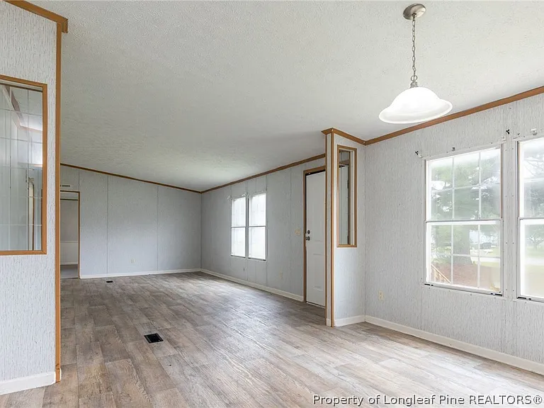 102 Ironwood Rd — Photo 3