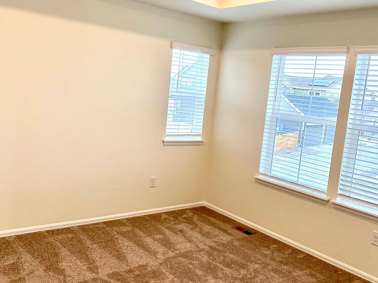 17619 Olive St — Photo 22