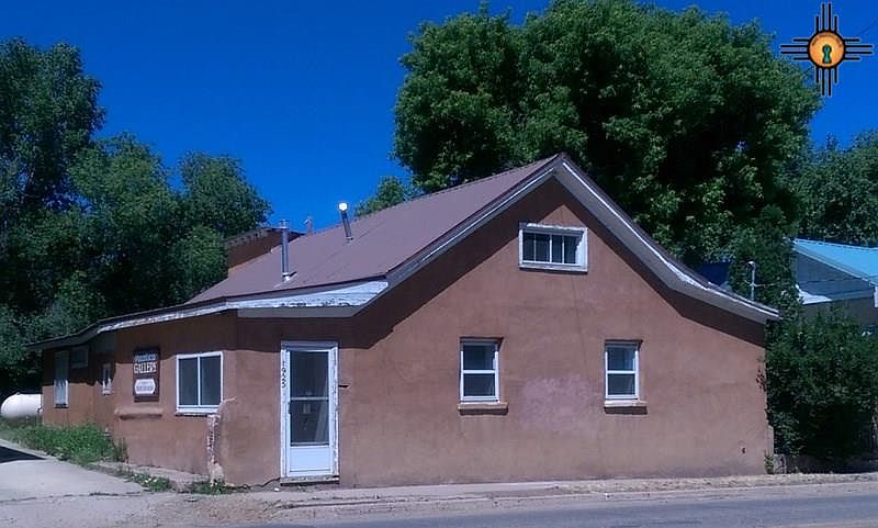 1st image of 1925 Hot Springs Blvd