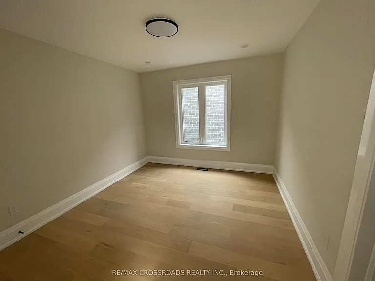 790 Midland Ave #B — Photo 24
