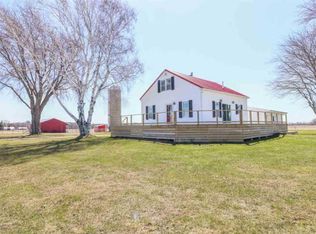 W1889 Fish Creek Rd, Seymour, WI 54165