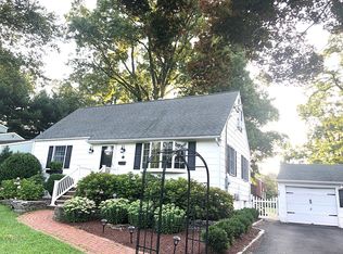 18 Ann St, Bernardsville, NJ 07924