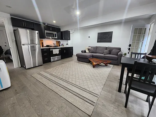 Rented by CENTURY 21 Full Service Realty | media 1