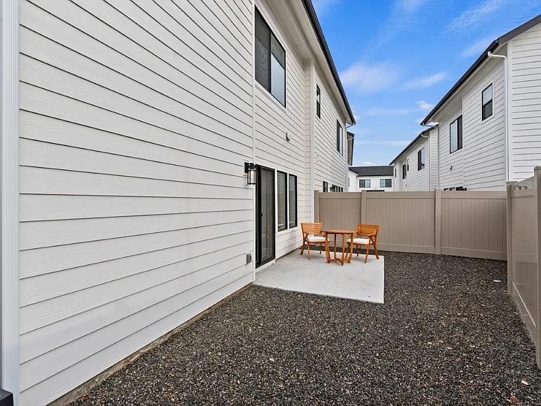 Alpine Landing Townhomes — Photo 17