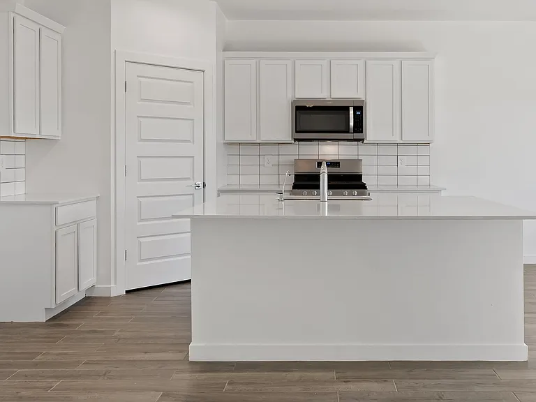 12437 W Old Farm Dr — Photo 4