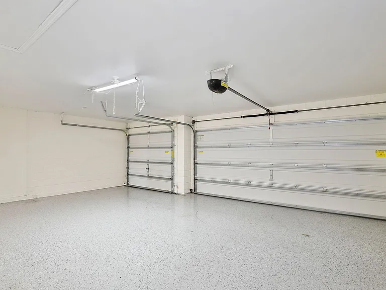 3908 Coastal Breeze Dr — Photo 25
