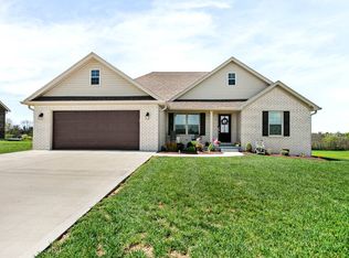 173 Scenic Hill Dr, Lebanon, KY 40033