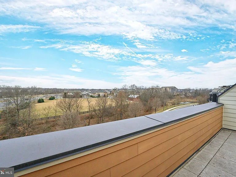 20442 Northpark Dr — Photo 41